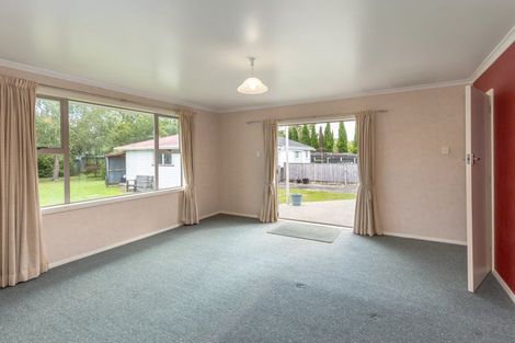 Photo of property in 13 Armstrong Avenue, Carterton, 5713