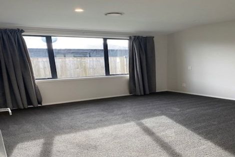 Photo of property in 1 Teiaroa Street, Waikanae, 5036