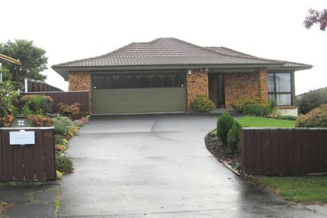 Photo of property in 32 Cromdale Avenue, Highland Park, Auckland, 2010