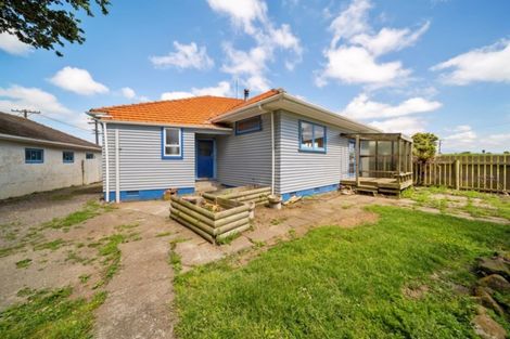 Photo of property in 488 Hastings Road, Matapu, Hawera, 4675