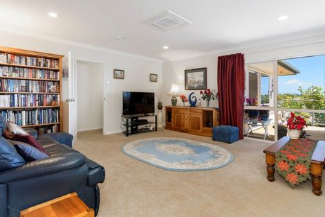 Photo of property in 17 La Sendero Way, Bethlehem, Tauranga, 3110