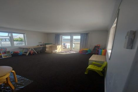 Photo of property in 571a Queen Street East, Levin, 5510