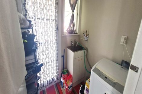 Photo of property in 2/42 Regent Street, Papatoetoe, Auckland, 2025