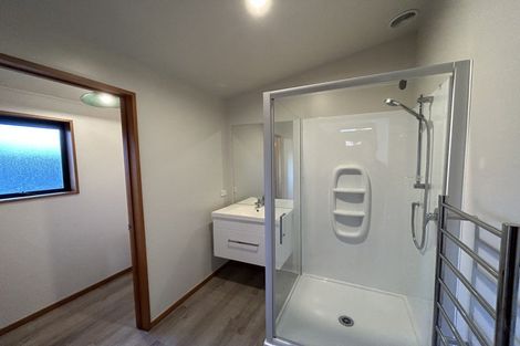 Photo of property in 14mt Aspiring College, 131 Plantation Road, Wanaka, 9305