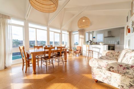 Photo of property in 82 Douglas Street, Highfield, Timaru, 7910