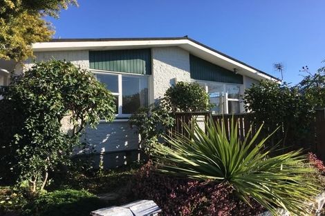 Photo of property in 1/5 Ashfield Place, Ilam, Christchurch, 8041