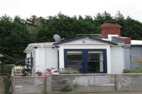 Photo of property in 12 Royal Street, Berhampore, Wellington, 6023