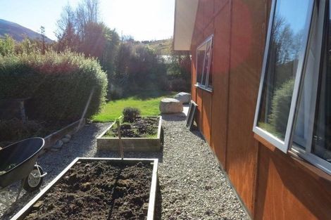 Photo of property in 35 Hewson Crescent, Lake Hawea, Wanaka, 9382