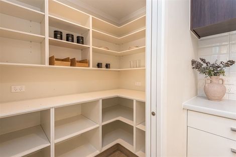 Photo of property in 14 Bradwell Crescent, Halswell, Christchurch, 8025