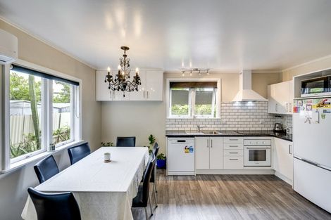 Photo of property in 11 Eton Street, Taradale, Napier, 4112