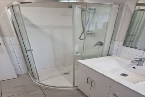 Photo of property in 1/19a Ribblesdale Road, Henderson, Auckland, 0612