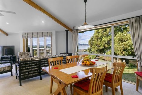 Photo of property in 15 Cherry Lane, Acacia Bay, Taupo, 3330