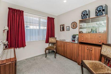 Photo of property in 1/191 Gayhurst Road, Dallington, Christchurch, 8061