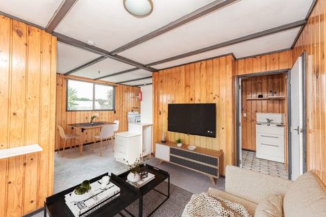 Photo of property in 26 Seafront Road, Castlecliff, Whanganui, 4501