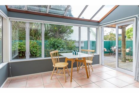 Photo of property in 20 Cashmere Road, Cashmere, Christchurch, 8022