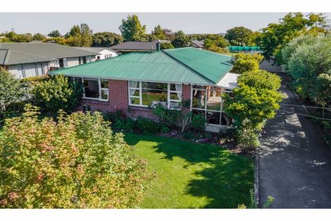 Photo of property in 11 Clayton Road, Amberley, 7410