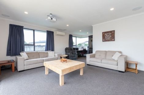 Photo of property in 11 Myrlene Place, Nawton, Hamilton, 3200