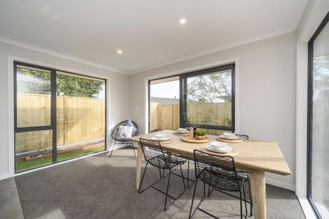 Photo of property in 17 Colonial Place, Kelvin Grove, Palmerston North, 4414
