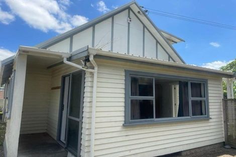 Photo of property in 24 Wellington Street, Papakura, 2110
