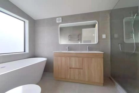 Photo of property in 36a Marendellas Drive, Bucklands Beach, Auckland, 2014