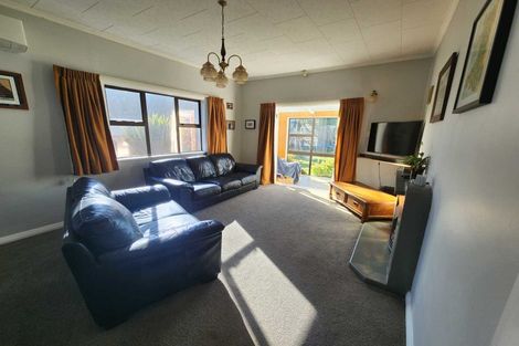 Photo of property in 3 Tingey Avenue, Feilding, 4702