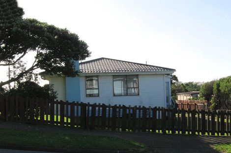 Photo of property in 8 Te Puke Street, Titahi Bay, Porirua, 5022