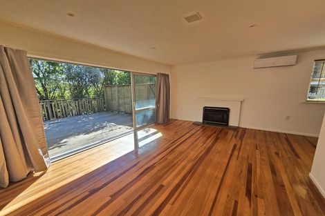 Photo of property in 38 Catherine Crescent, Paparangi, Wellington, 6037