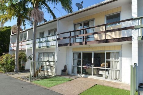 Photo of property in 2/5 Second Avenue, Avenues, Whangarei, 0110