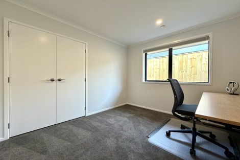 Photo of property in 7 Matata Road, Kenepuru, 5022