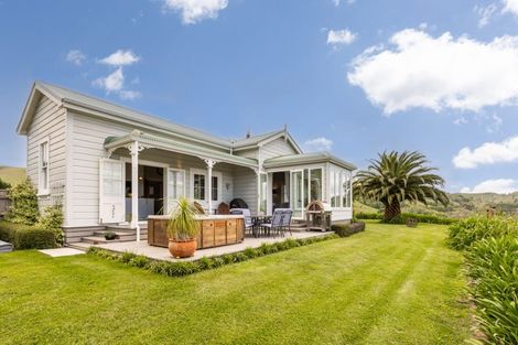 Photo of property in 52 Waipuka Road, Waimarama, Havelock North, 4294