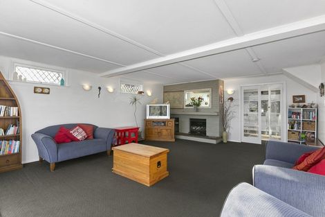 Photo of property in 18 Howard Street, Macandrew Bay, Dunedin, 9014