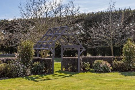 Photo of property in 973 Hoskyns Road, West Melton, Christchurch, 7671