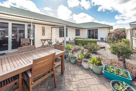 Photo of property in 1 Saint Helens Place, Tawhero, Whanganui, 4501