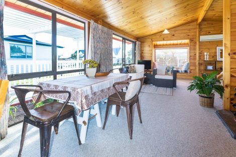 Photo of property in 11 Kauri Place, Tairua, 3508