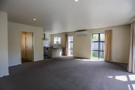 Photo of property in 300 Riccarton Road, Upper Riccarton, Christchurch, 8041