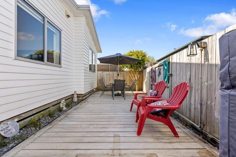 Photo of property in 11 Kamahi Crescent, Papamoa Beach, Papamoa, 3118
