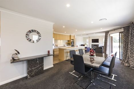 Photo of property in 20 Tula Lane, Kelvin Grove, Palmerston North, 4470