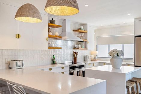 Photo of property in 4 Brandon Road, Manly, Whangaparaoa, 0930