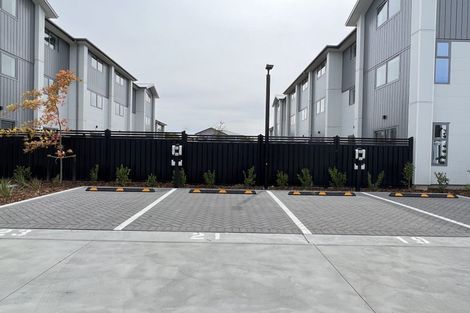 Photo of property in 17 Mohua Lane, Upper Riccarton, Christchurch, 8041