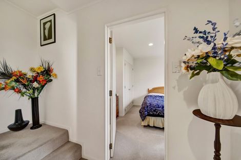 Photo of property in 3a Hillcrest Street, Glen Avon, New Plymouth, 4312