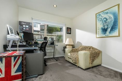Photo of property in 30c Schnapper Rock Road, Schnapper Rock, Auckland, 0632