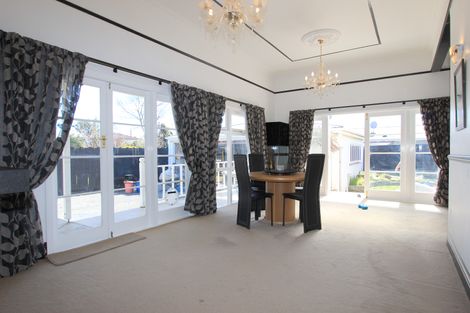 Photo of property in 37 Muller Road, Blenheim, 7201