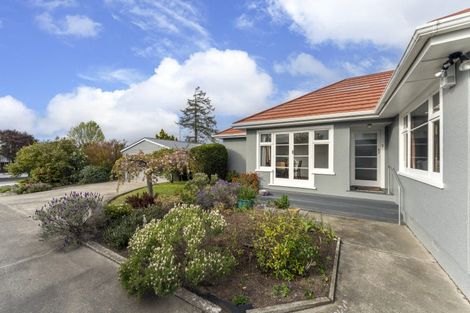 Photo of property in 301 Wainoni Road, Avondale, Christchurch, 8061