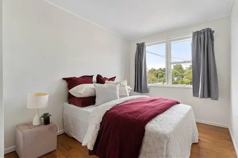 Photo of property in 2/33 Kitchener Road, Sandringham, Auckland, 1025