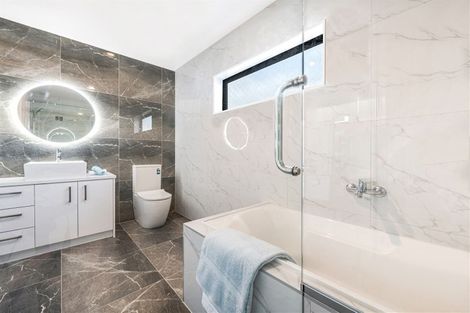 Photo of property in 26 Matahae Drive, Flat Bush, Auckland, 2019