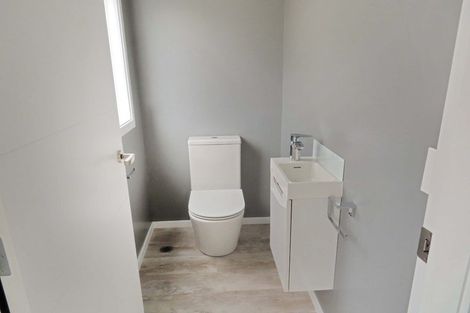 Photo of property in 358 George Street, Stokes Valley, Lower Hutt, 5019