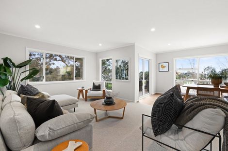 Photo of property in 105 Durham Drive, Havelock North, 4130