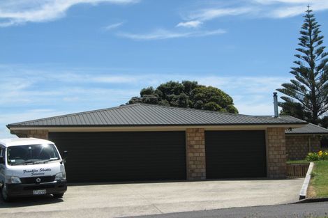 Photo of property in 4 Vela Place, Clarks Beach, 2122