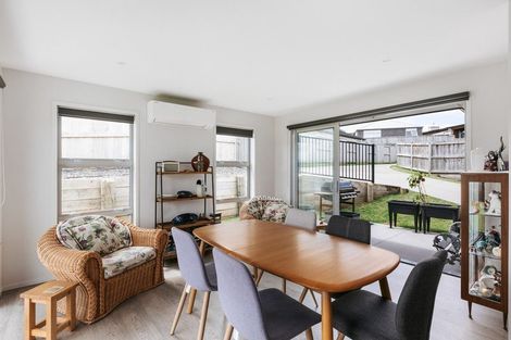 Photo of property in 14 Anglers Way, Omokoroa, 3114