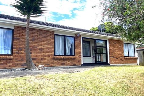 Photo of property in 1/15 Kurnell Drive, Botany Downs, Auckland, 2010